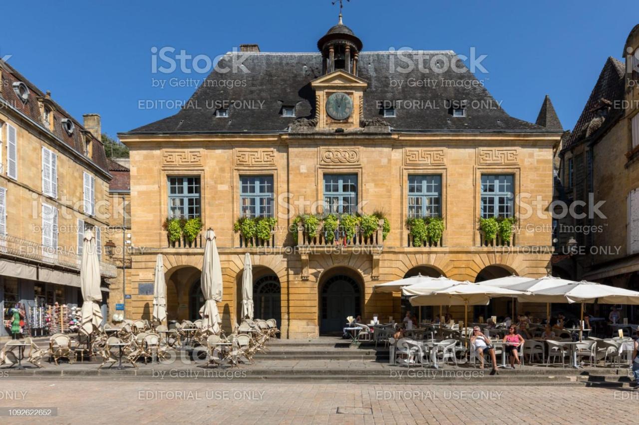 Apartment Fontaine De L'Amour Sarlat-la-Caneda Exterior photo