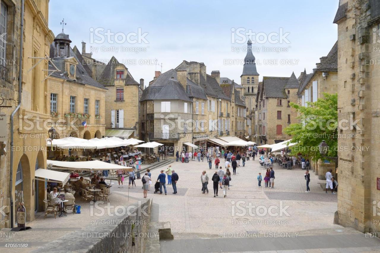 Apartment Fontaine De L'Amour Sarlat-la-Caneda Exterior photo
